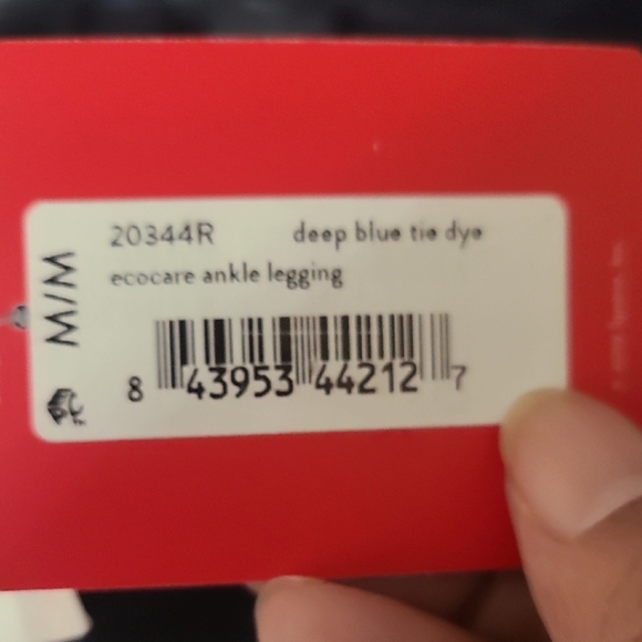 SPANX Look At Me Now Ecocare Deep Blue Tie-Dye Ankle Leggings - Size Medium - Picture 11 of 12